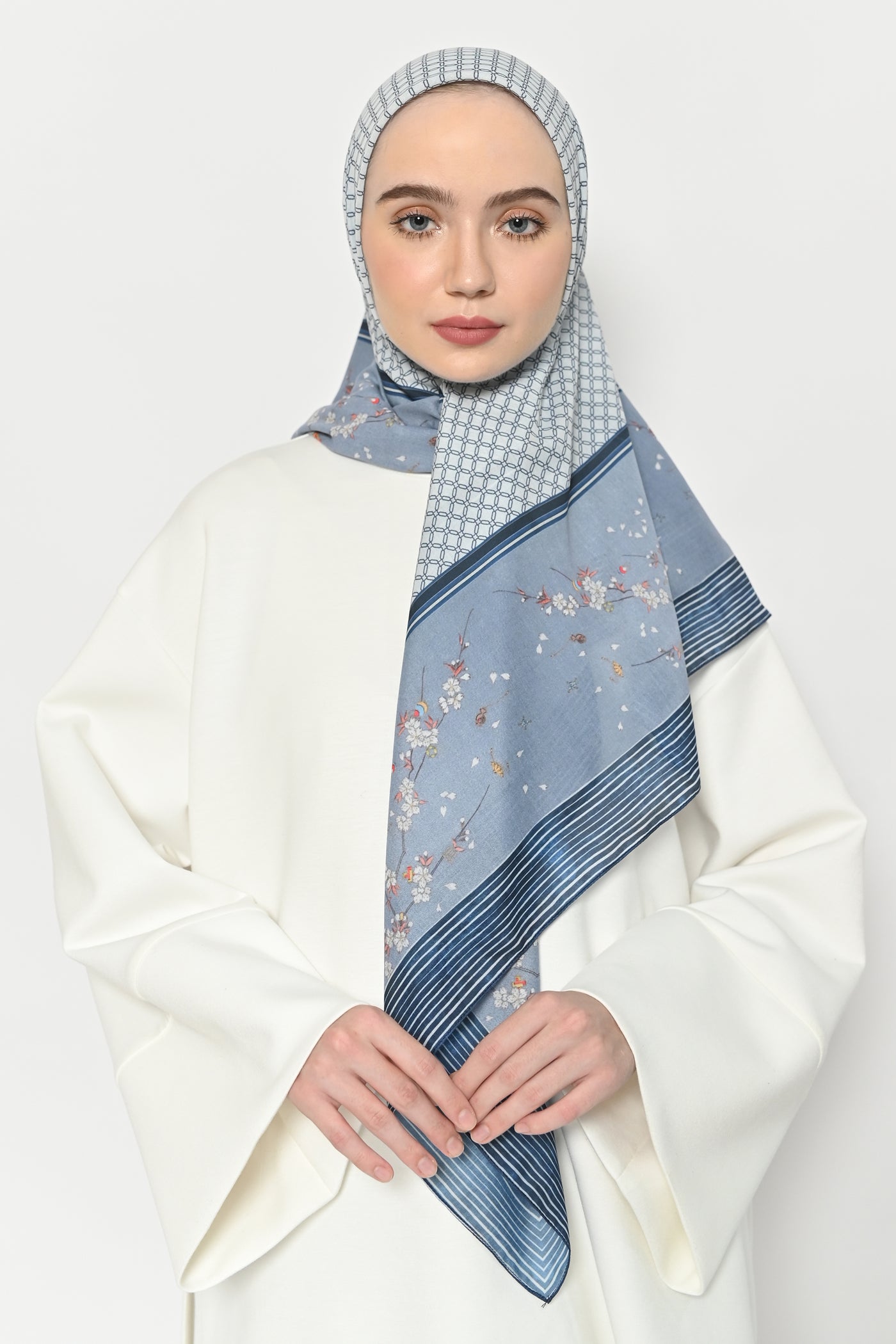 Sachie Scarf