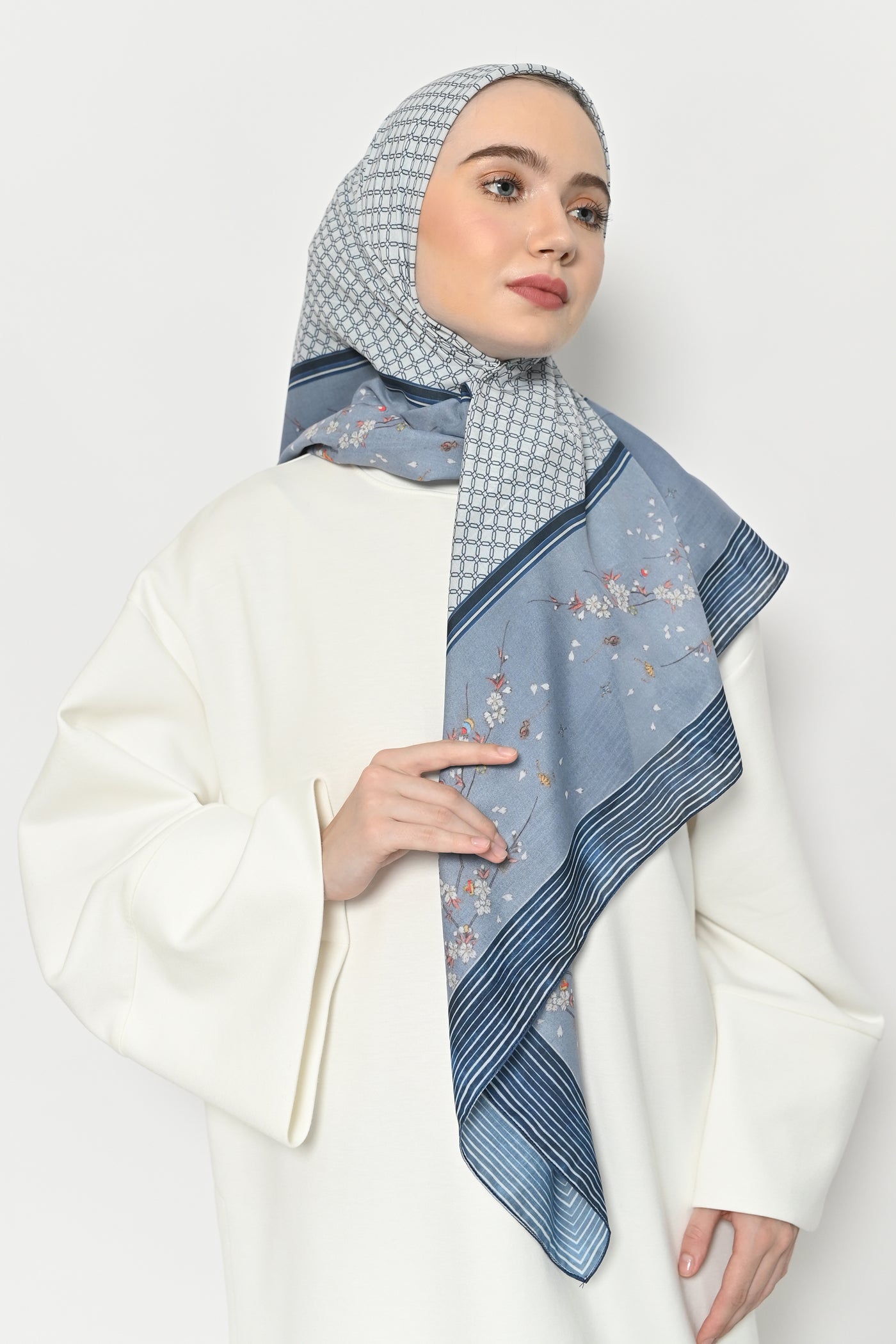 Sachie Scarf