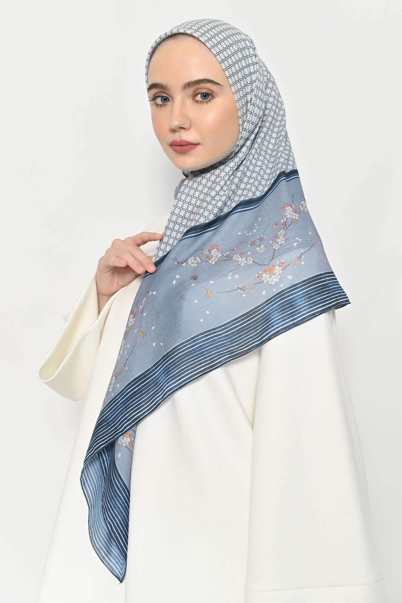 Sachie Scarf