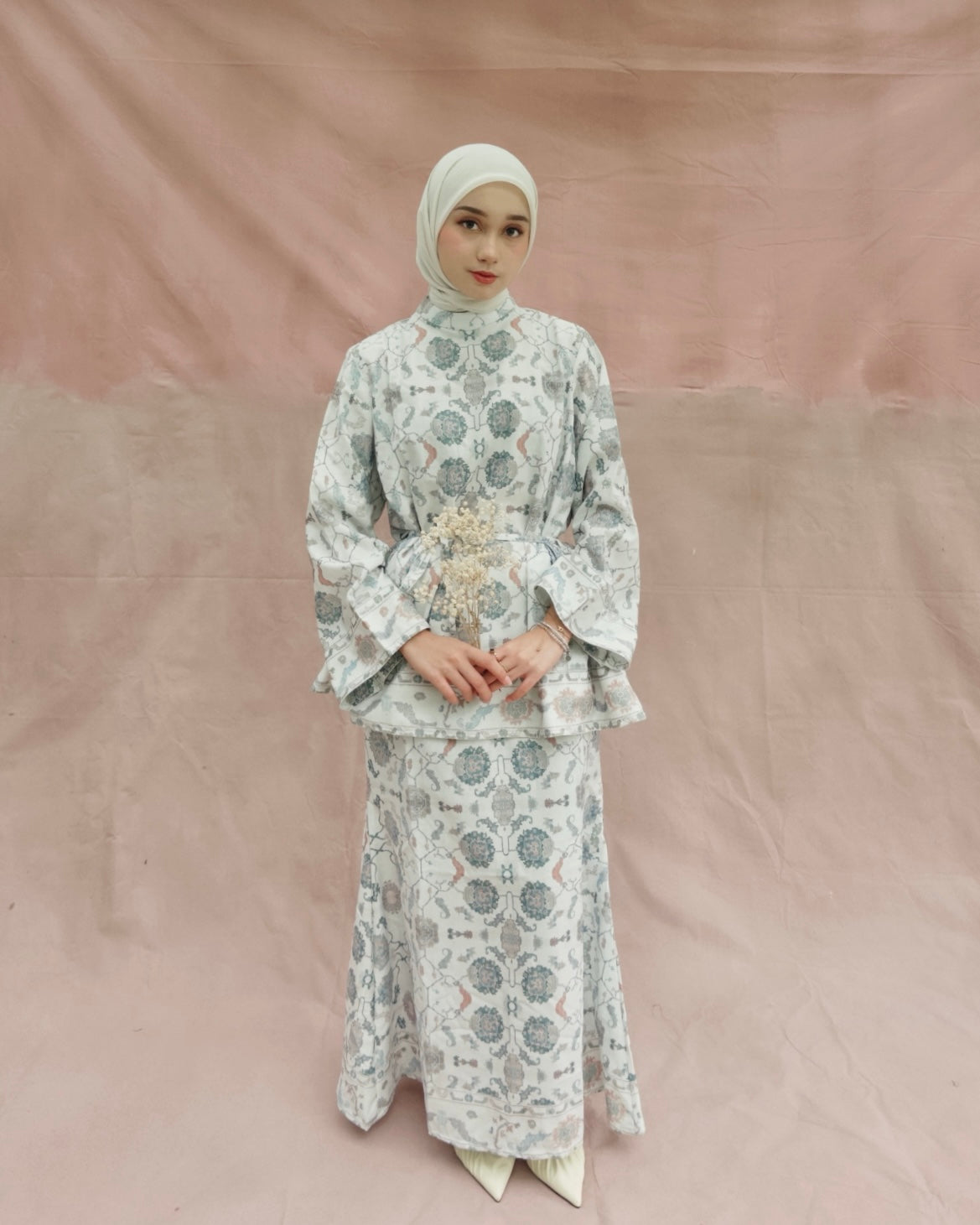 Wintermelon set (top & skirt) – Pelangi Asmara